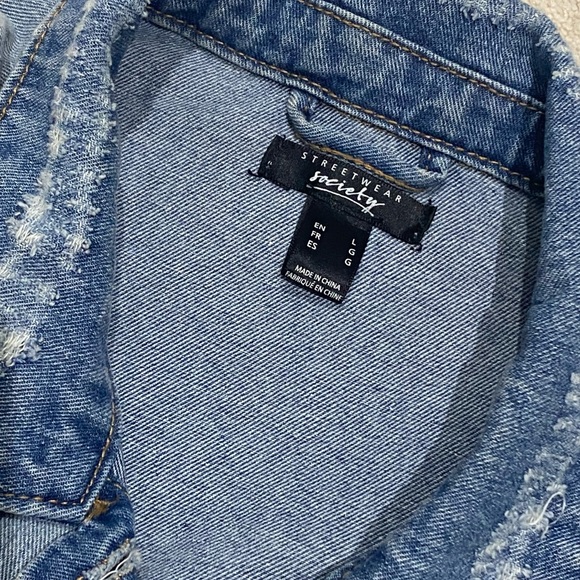 Denim Jeans Ripped Jacket - Picture 2 of 3